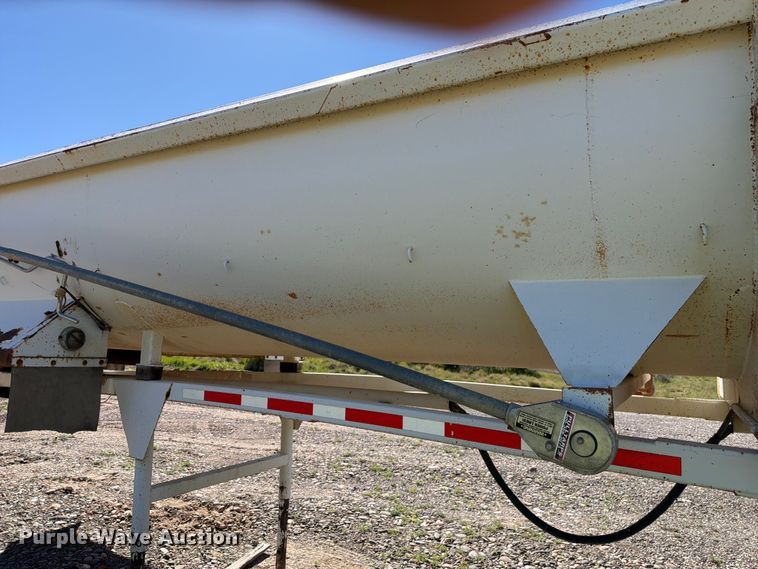 image for item EW2121 1999 Western end dump trailer