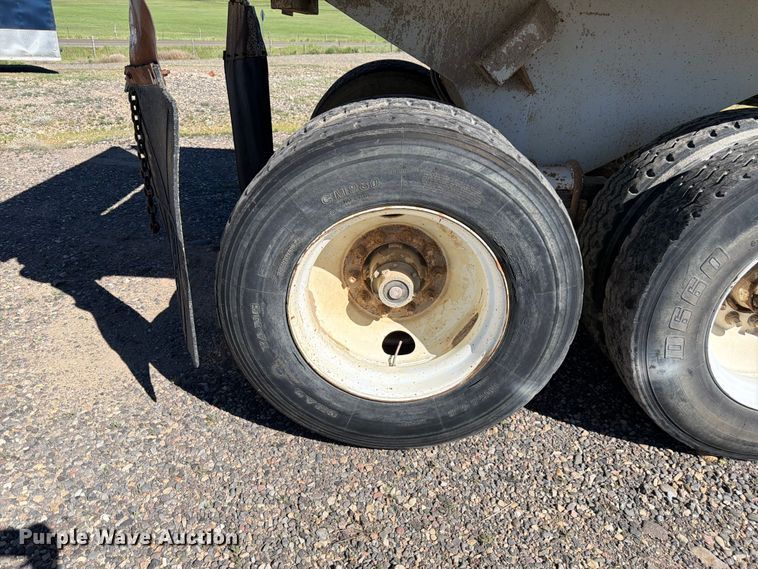 image for item EW2121 1999 Western end dump trailer