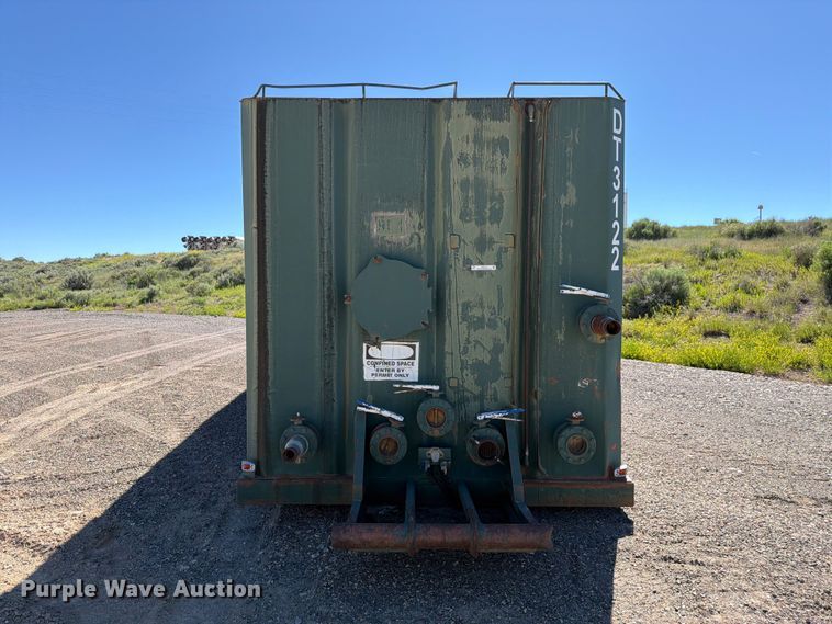 image for item EW2122 Frac tank trailer