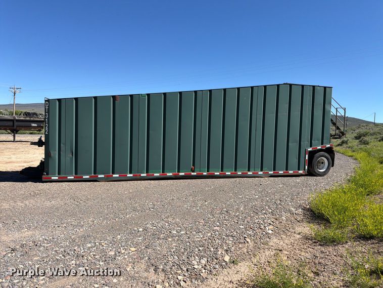 image for item EW2122 Frac tank trailer