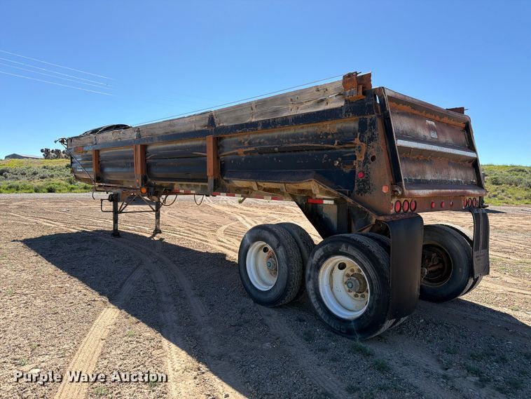 image for item EW2123 1996 Lufkin end dump trailer