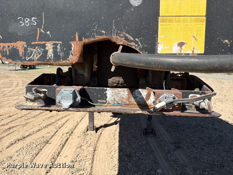 image for item EW2123 1996 Lufkin end dump trailer