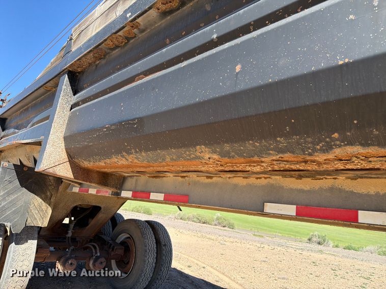 image for item EW2123 1996 Lufkin end dump trailer