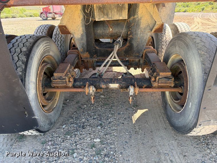 image for item EW2123 1996 Lufkin end dump trailer