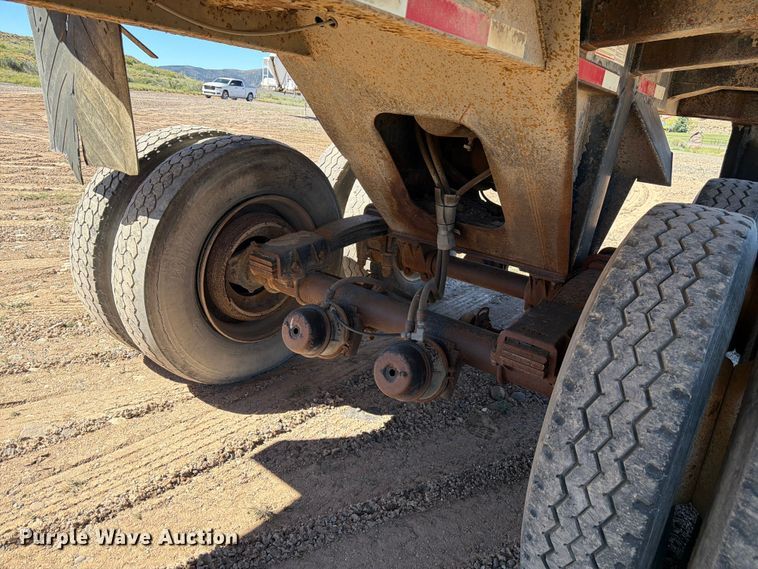 image for item EW2123 1996 Lufkin end dump trailer