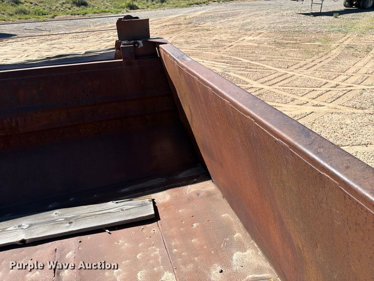 image for item EW2123 1996 Lufkin end dump trailer
