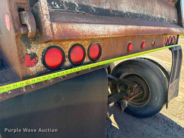 image for item EW2123 1996 Lufkin end dump trailer