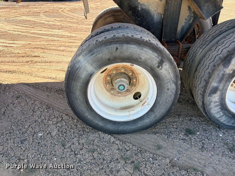 image for item EW2123 1996 Lufkin end dump trailer