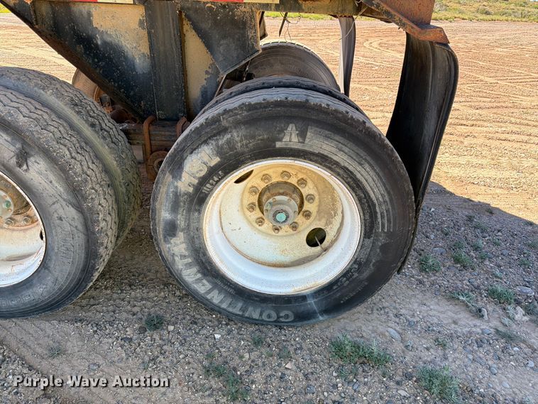 image for item EW2123 1996 Lufkin end dump trailer