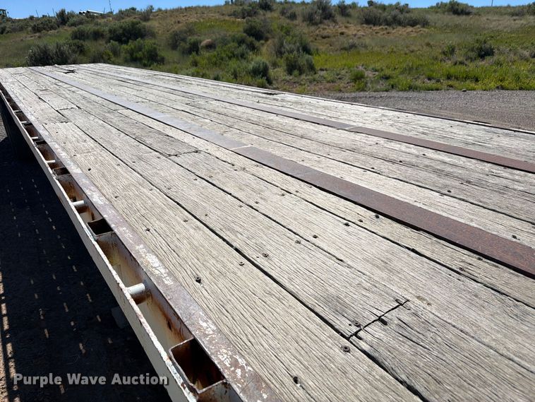 image for item EW2124 1963 Dorsey flatbed trailer