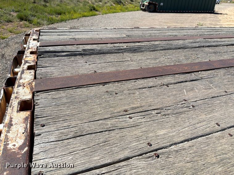 image for item EW2124 1963 Dorsey flatbed trailer