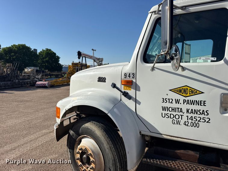image for item EW4824 1995 International 4700 dump truck