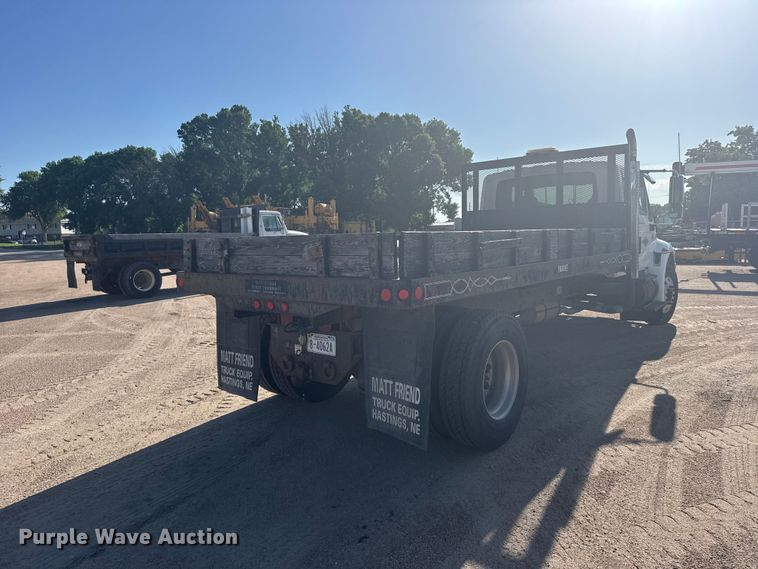 image for item EW4825 2004 International MA025 Ext. Cab dump truck
