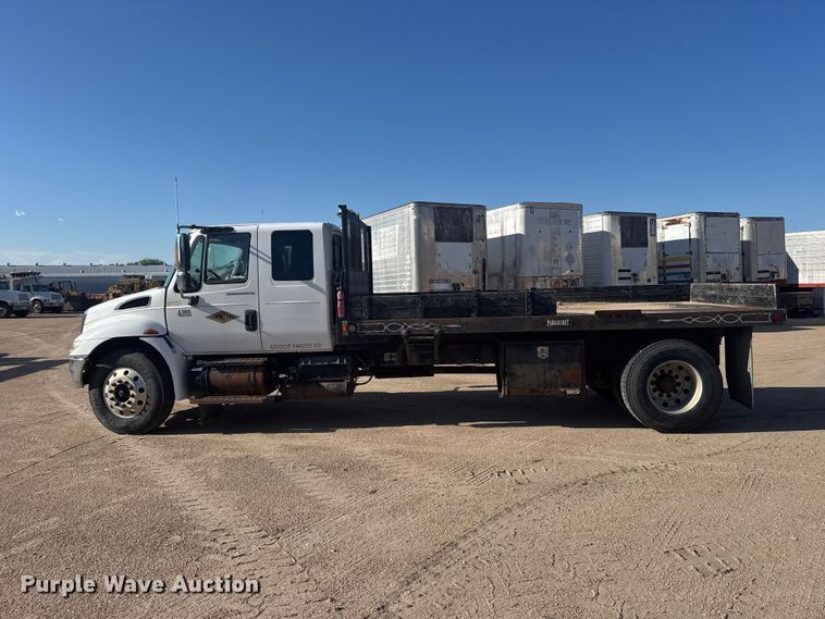 image for item EW4825 2004 International MA025 Ext. Cab dump truck