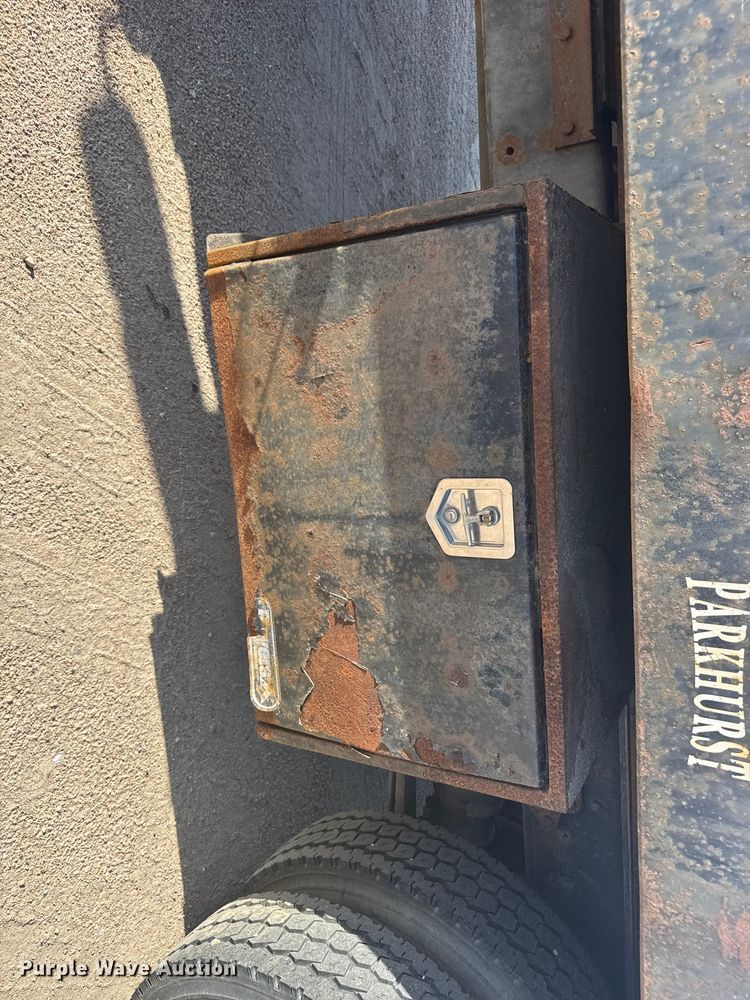 image for item EW4825 2004 International MA025 Ext. Cab dump truck