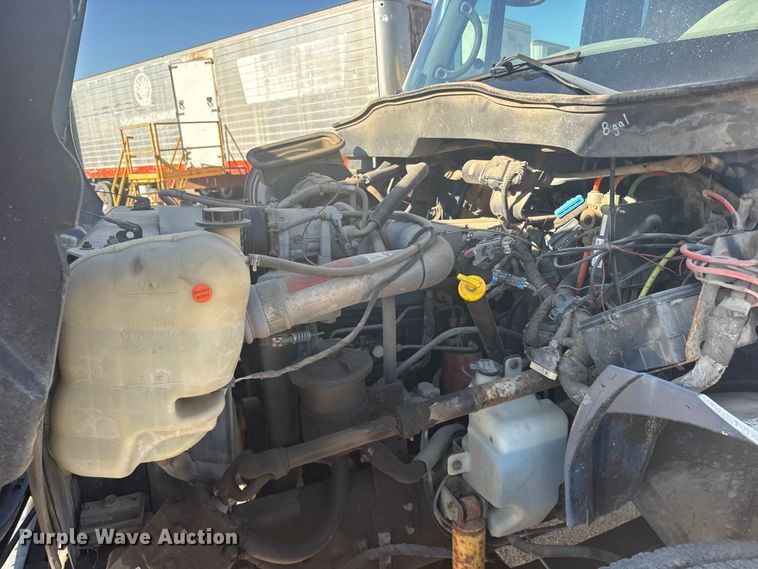 image for item EW4825 2004 International MA025 Ext. Cab dump truck