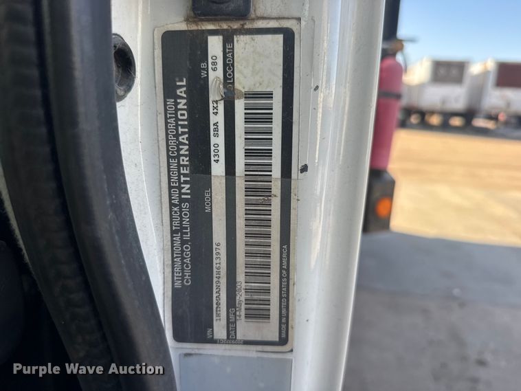 image for item EW4825 2004 International MA025 Ext. Cab dump truck
