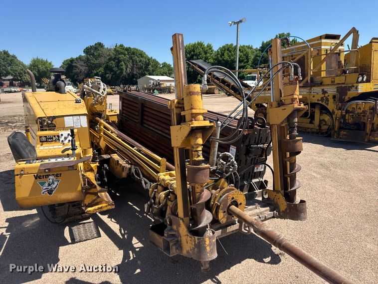 image for item EW4827 2000 Vermeer D24x40A directional boring unit