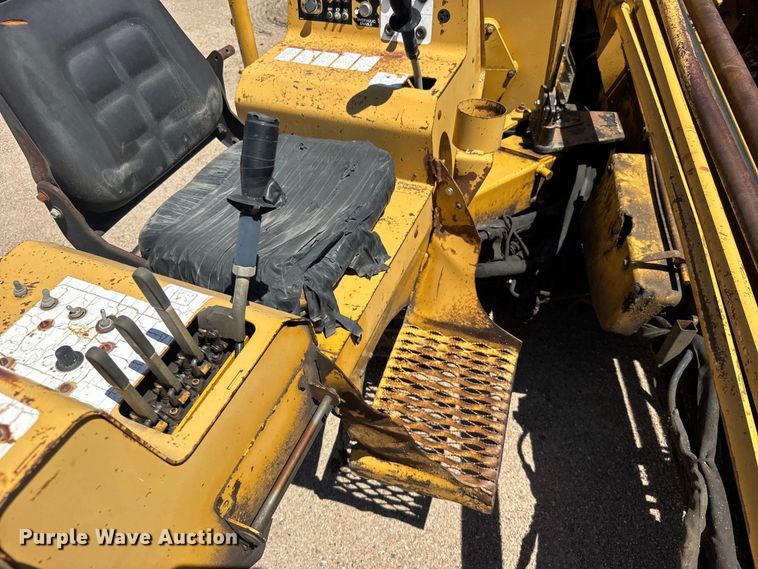 image for item EW4827 2000 Vermeer D24x40A directional boring unit