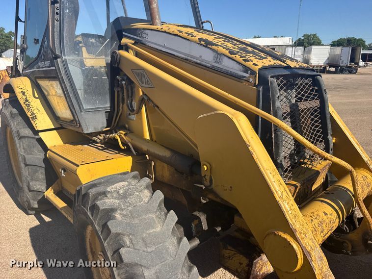 image for item EW4829 1999 Caterpillar 426C backhoe