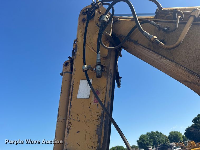 image for item EW4829 1999 Caterpillar 426C backhoe