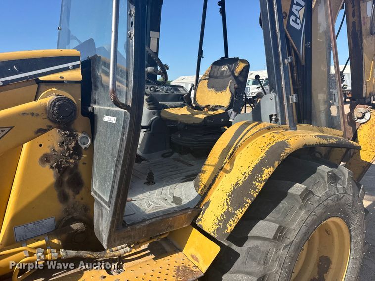 image for item EW4829 1999 Caterpillar 426C backhoe
