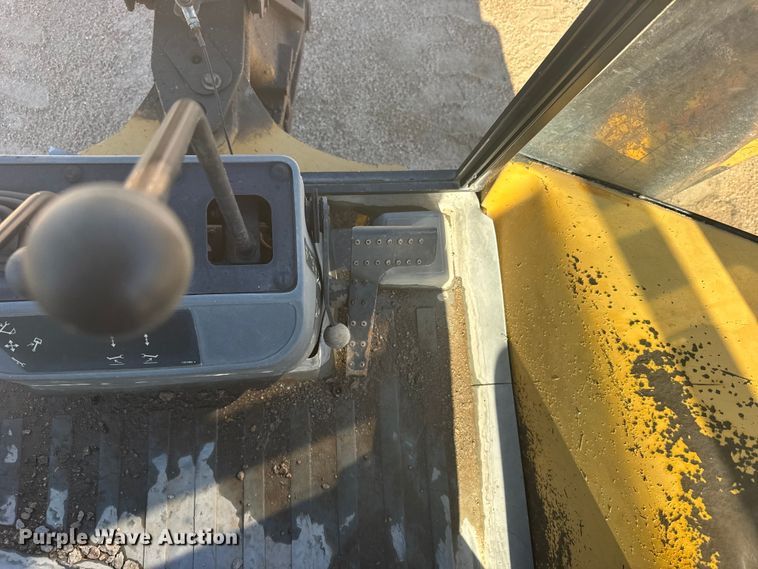 image for item EW4829 1999 Caterpillar 426C backhoe