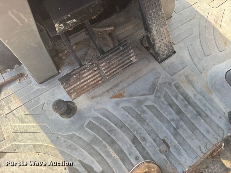 image for item EW4829 1999 Caterpillar 426C backhoe