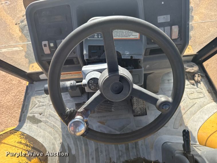 image for item EW4829 1999 Caterpillar 426C backhoe