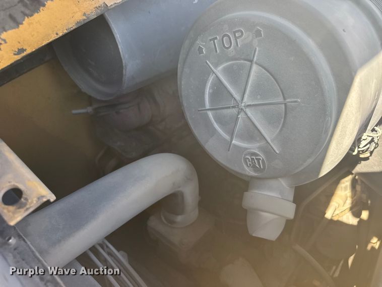 image for item EW4829 1999 Caterpillar 426C backhoe