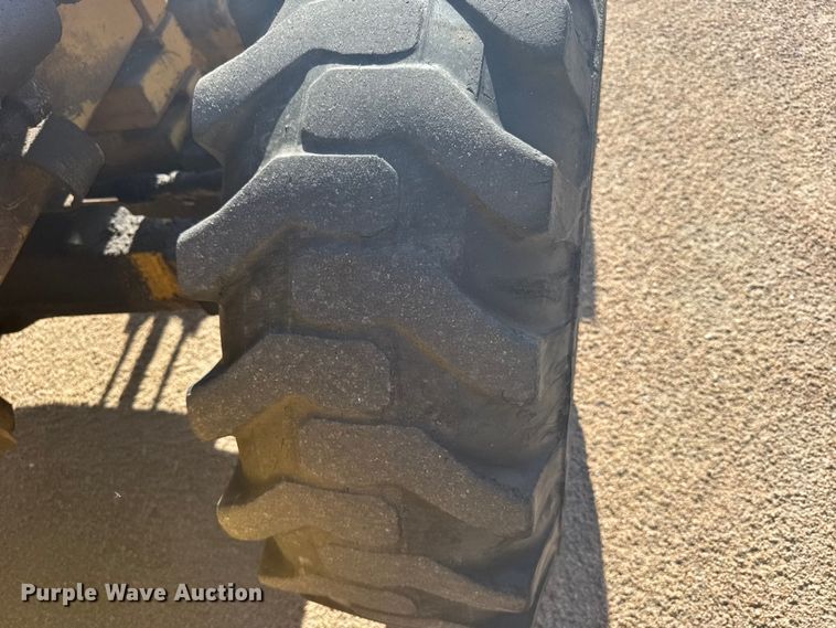 image for item EW4829 1999 Caterpillar 426C backhoe
