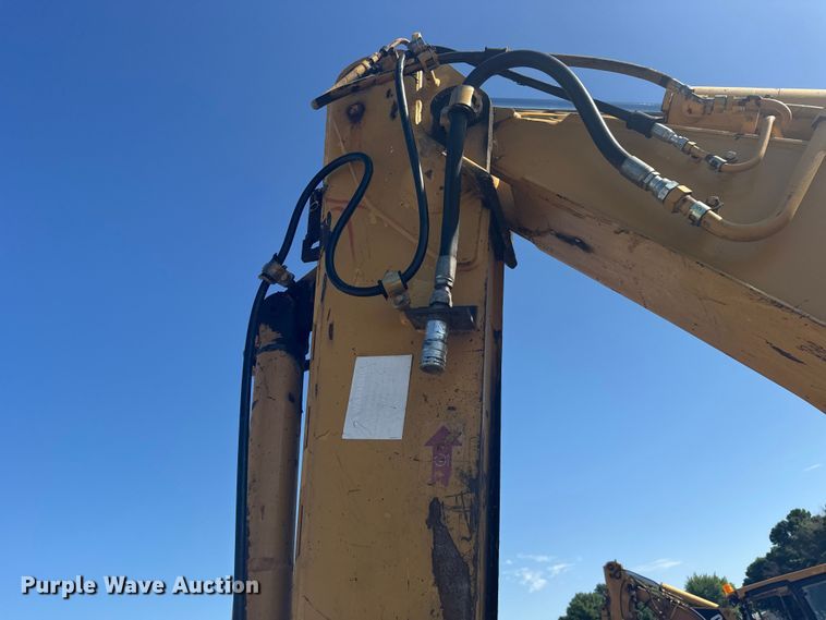 image for item EW4830 1999 Caterpillar 426C backhoe