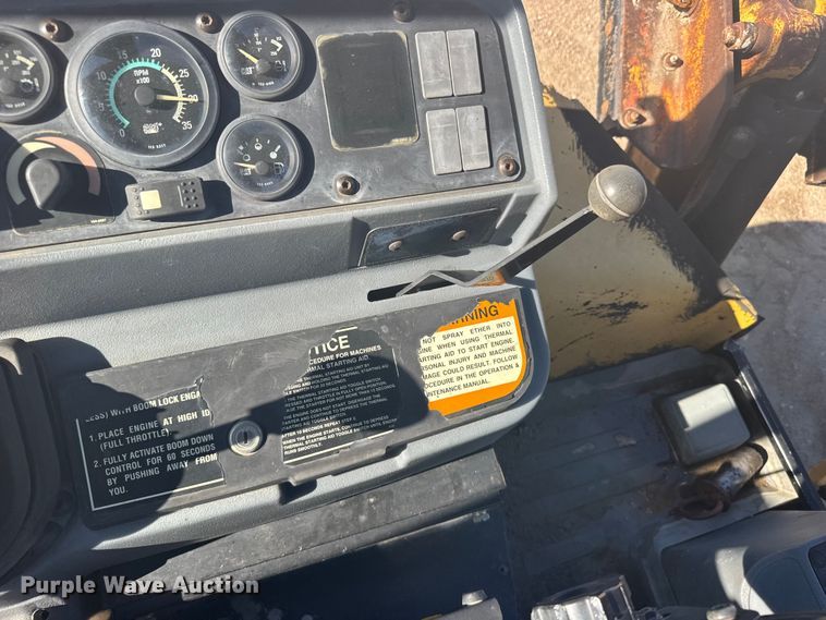 image for item EW4830 1999 Caterpillar 426C backhoe