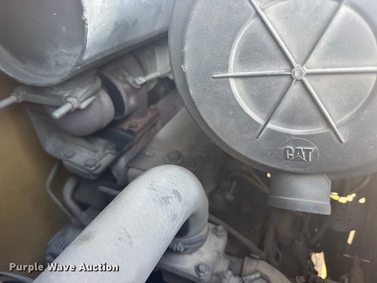 image for item EW4830 1999 Caterpillar 426C backhoe