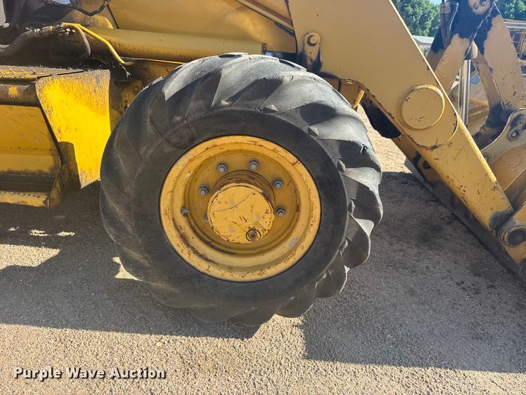 image for item EW4830 1999 Caterpillar 426C backhoe