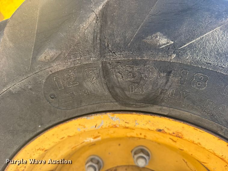 image for item EW4830 1999 Caterpillar 426C backhoe