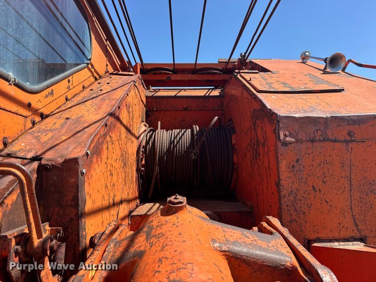 image for item EW4831 1979 Koehring 405 crane