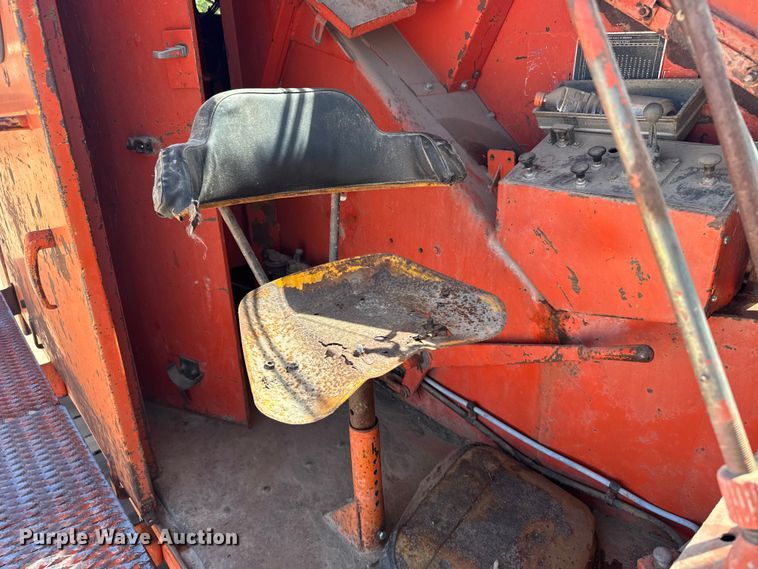 image for item EW4831 1979 Koehring 405 crane