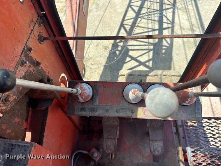 image for item EW4831 1979 Koehring 405 crane