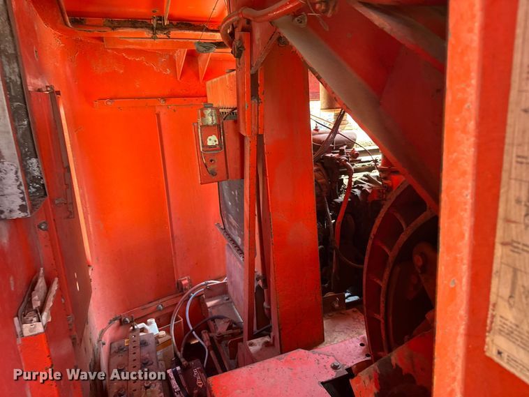 image for item EW4831 1979 Koehring 405 crane