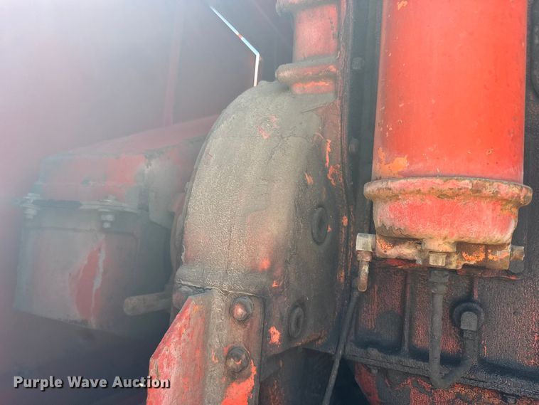 image for item EW4831 1979 Koehring 405 crane