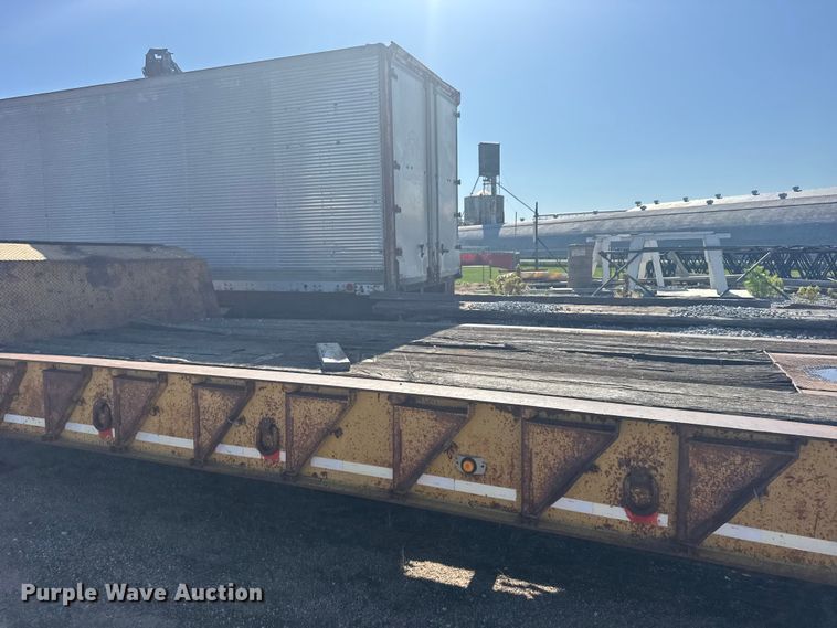 image for item EW4835 1989 Load King drop deck trailer