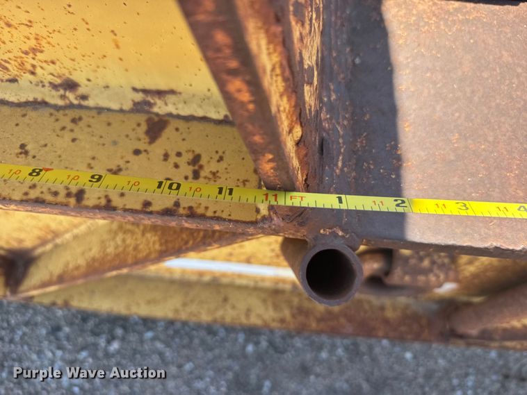 image for item EW4835 1989 Load King drop deck trailer