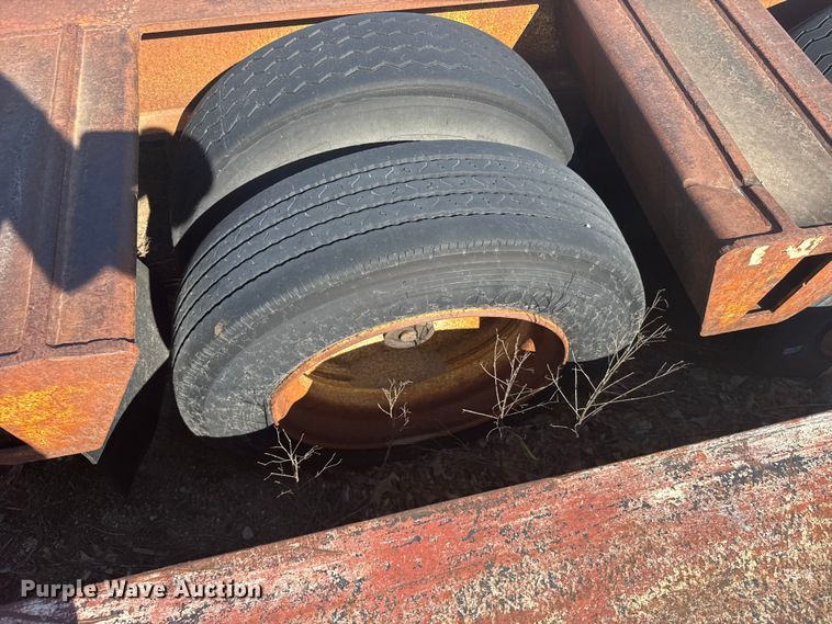 image for item EW4835 1989 Load King drop deck trailer