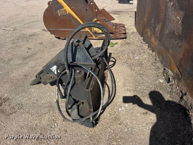 image for item EW4836 Bobcat skid steer breaker