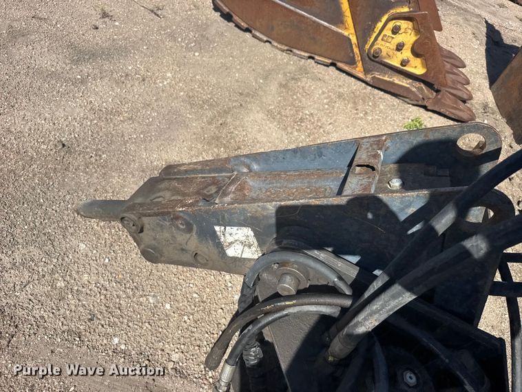 image for item EW4836 Bobcat skid steer breaker
