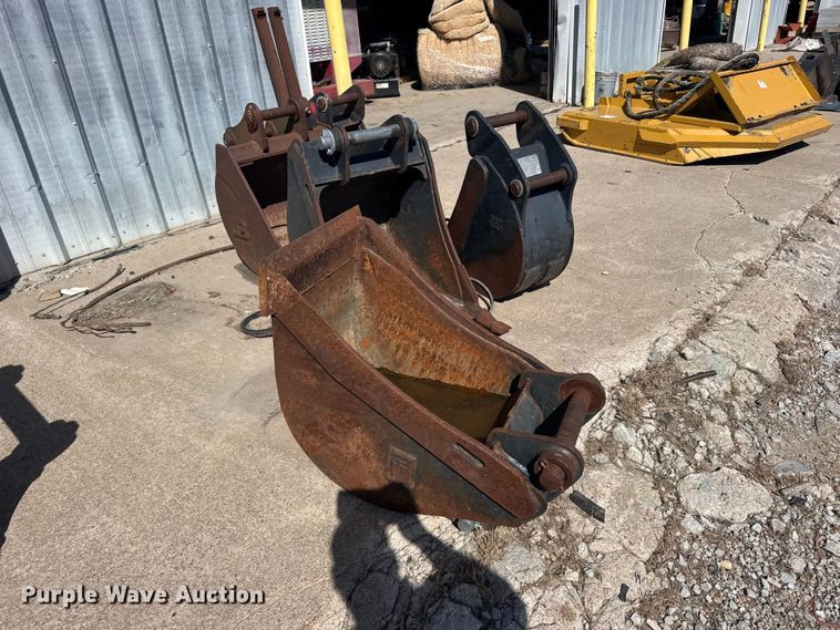 image for item EW4840 (5) backhoe buckets