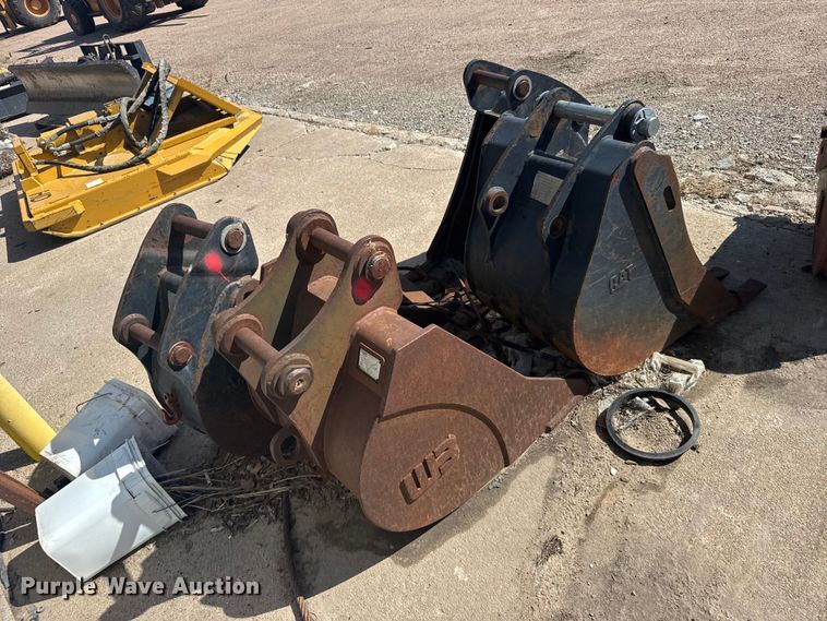 image for item EW4840 (5) backhoe buckets