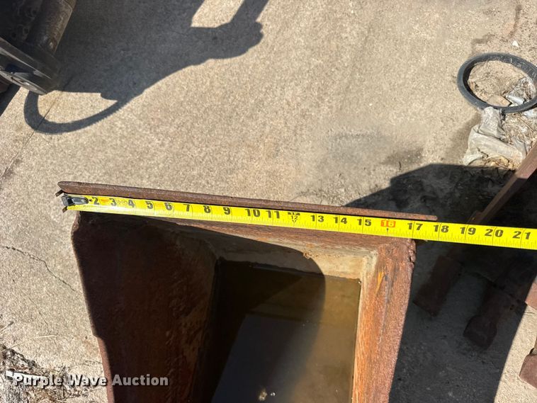 image for item EW4840 (5) backhoe buckets