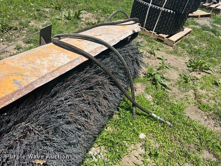 image for item EW4843 skid steer broom